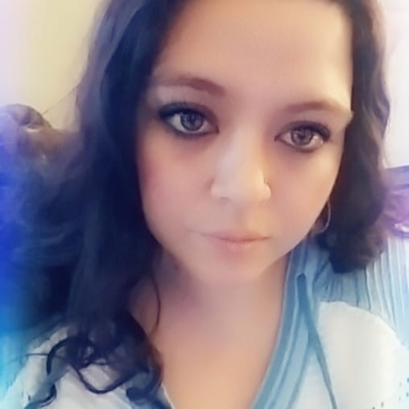 Profile Picture of Kristina Gawronski (@kaylasmom706) on Poshmark