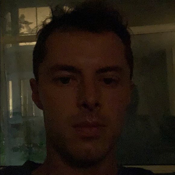 Profile Picture of Peter Horton (@peterhorton) on Poshmark