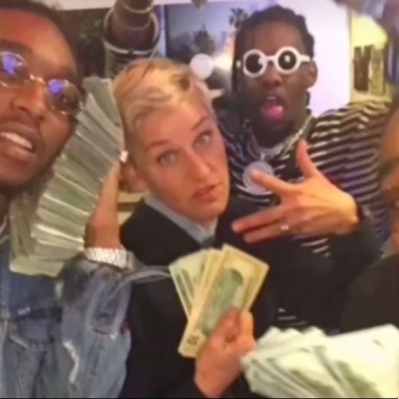 Profile Picture of Jessica Lowham (@juicyjfromjazz) on Poshmark