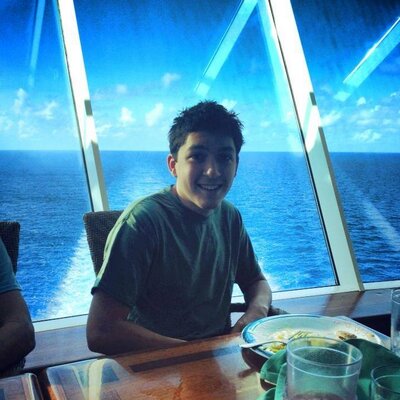 Profile Picture of Daniel Ortiz (@SteezeOrtiz) on Twitter