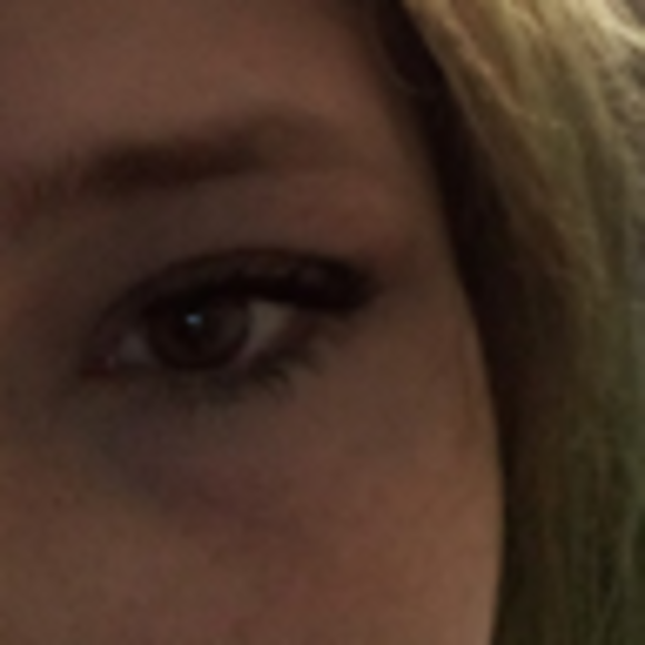 Profile Picture of Cassandra Thorson (@cassandrathorso) on Poshmark