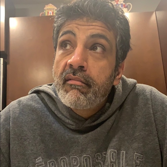 Profile Picture of Evan Patel (@evanpatel) on Poshmark