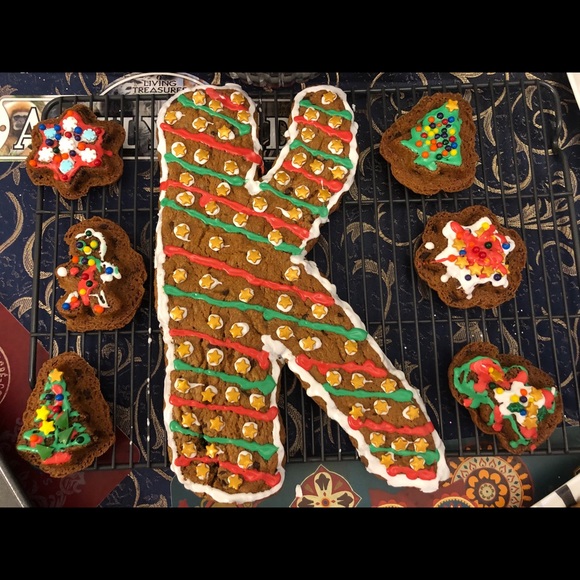 Profile Picture of Courtney Kapis (@sipakwarrior) on Poshmark