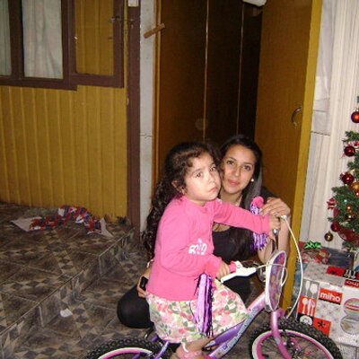 Profile Picture of Melany Correa (@MelanyCorrea) on Twitter