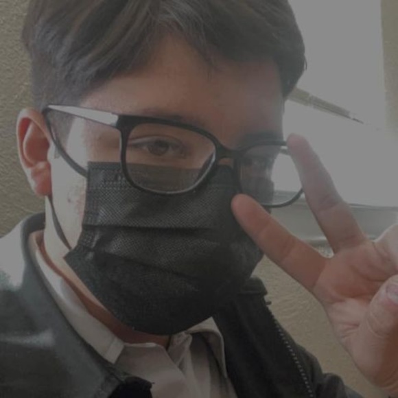 Profile Picture of Kevin Piña (@kevinpina818) on Poshmark