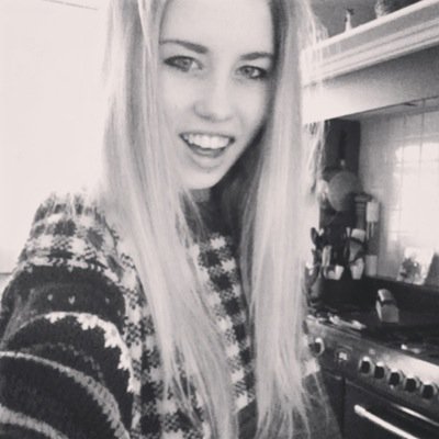 Profile Picture of Phoebe Grant (@phoebegrant11) on Twitter