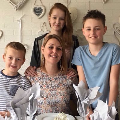 Profile Picture of Tracie Baldwin (@MissDavies1) on Twitter