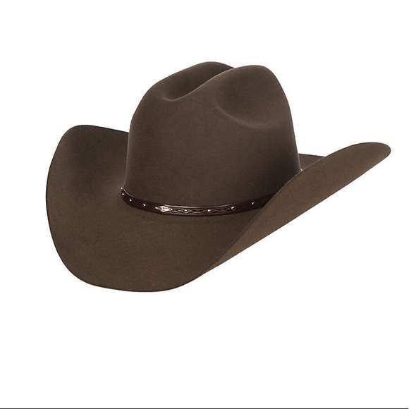 Profile Picture of Emmanuel Rodriguez (@rodrigu544) on Poshmark