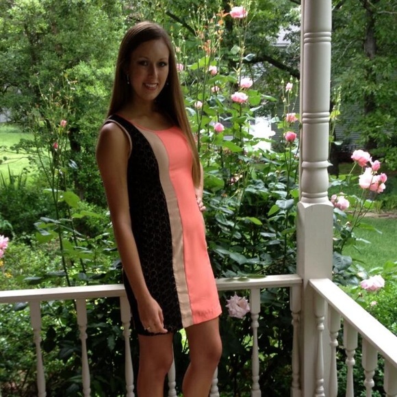 Profile Picture of Miranda Ballard (@bmiranda0106) on Poshmark