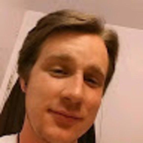 Profile Picture of Jacob Shindler (@jacobshindler69) on Poshmark