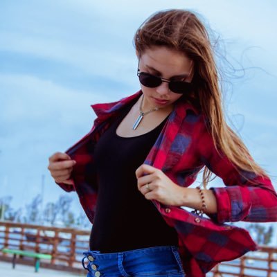 Profile Picture of Stephanie Almodóvar (@fani911) on Twitter