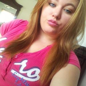 Profile Picture of Kayla Sanborn (@kissing_him09) on Myspace