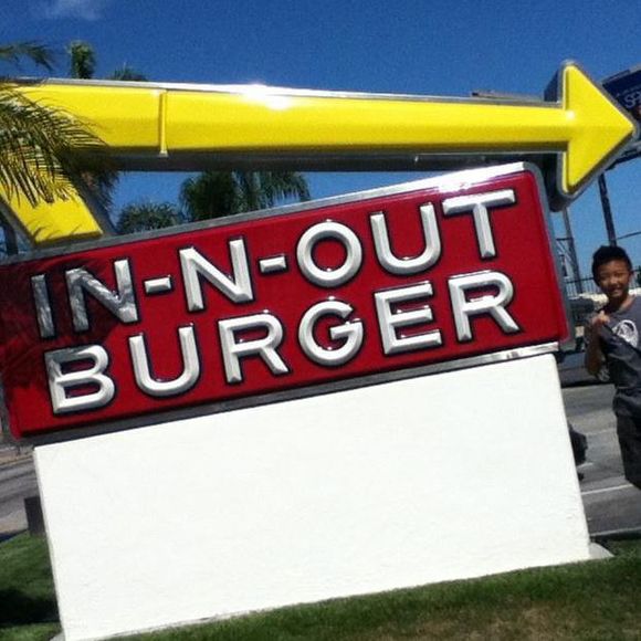 Profile Picture of Joe Takada (@kanchoman56) on Poshmark