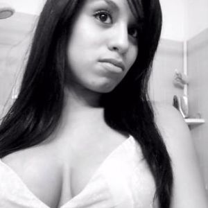 Profile Picture of Belinda Moreno (@ilovemypnut) on Myspace