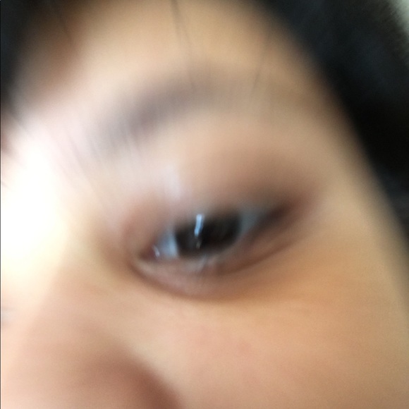Profile Picture of Aimee Steele (@ughsoo) on Poshmark