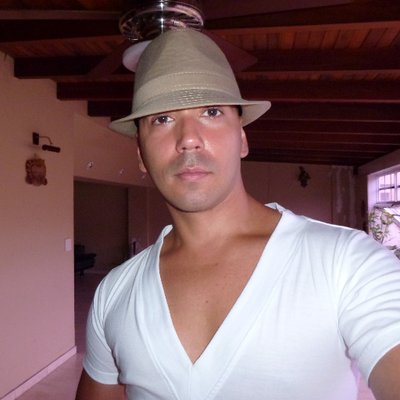 Profile Picture of Tomas Pino (@tom_gholi) on Twitter