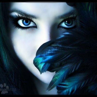 Profile Picture of Julia Boyko (@ScHelloween) on Twitter