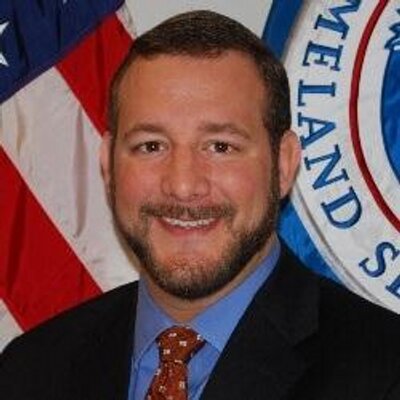 Profile Picture of Kenneth Searles (@kennethsearles) on Twitter