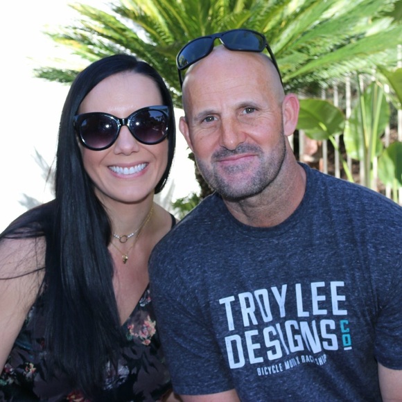 Profile Picture of Erika Grover (@eri83) on Poshmark