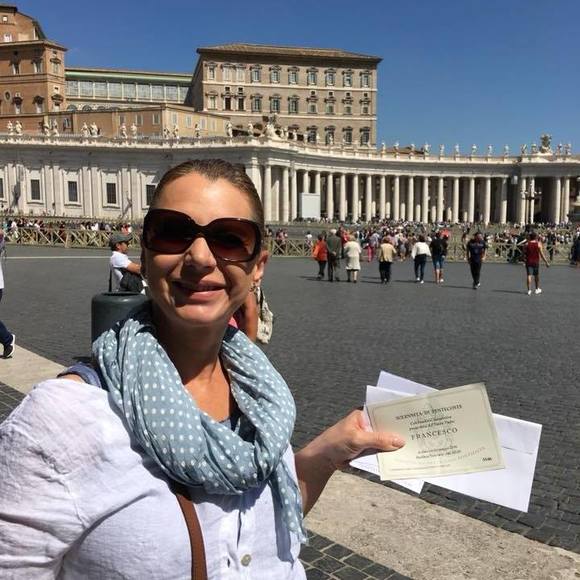 Profile Picture of Lorena Tommasino (@lorena71) on Poshmark