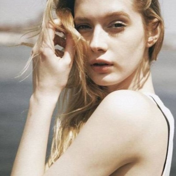 Profile Picture of Tootie Easeyac (@tootieeaseyac) on Poshmark