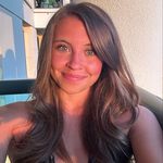 Profile Picture of Danielle Long (@danielleelong) on Instagram