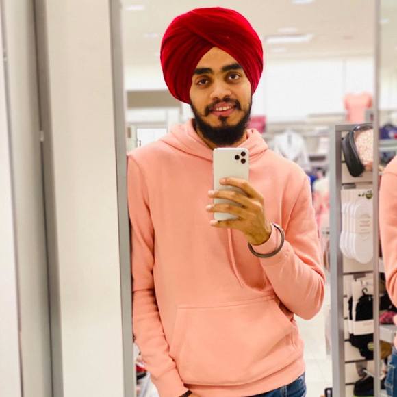 Profile Picture of Amandeep Singh (@amandeepsing371) on Poshmark