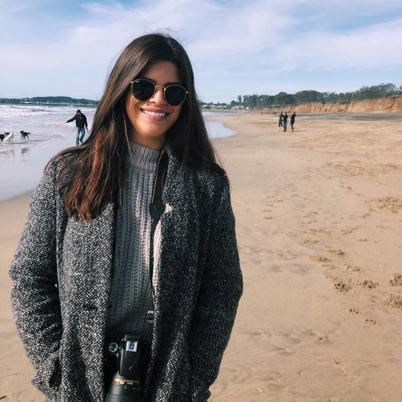 Profile Picture of Sarah Brakenwagen (@sarahbrak) on Poshmark