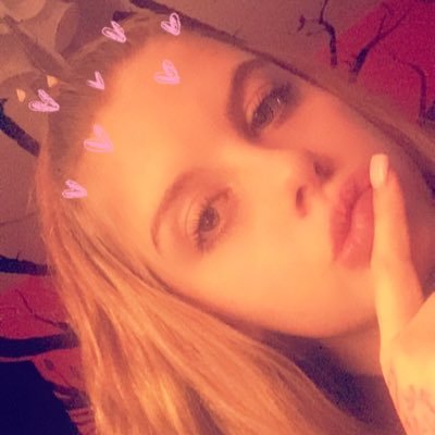 Profile Picture of Emma Crabtree (@xemmacrabtreex) on Twitter