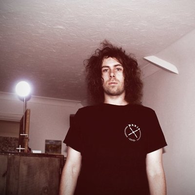 Profile Picture of Alex Hedley (@alexhedleymusic) on Twitter