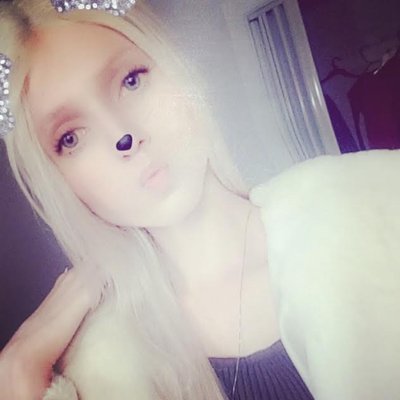 Profile Picture of Danielle Shade (@AspenSena) on Twitter
