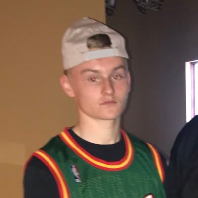 Profile Picture of Gan Dierhahn (@23dan_g) on Twitter