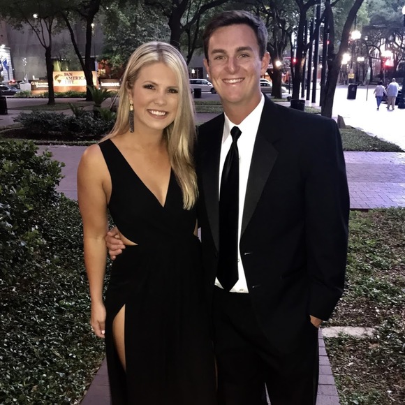 Profile Picture of Jamie goodwin Goodwin (@jgoodwin36) on Poshmark