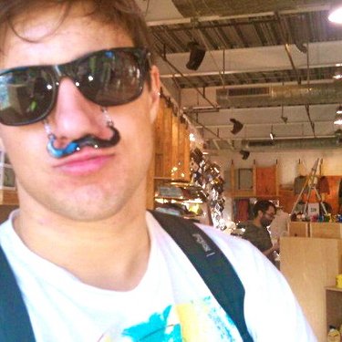 Profile Picture of Ernest Leo (@ErnestLeo1) on Twitter