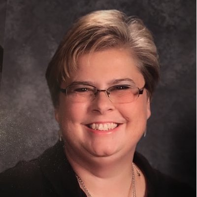 Profile Picture of Shelly (@ShellyWyrick) on Twitter