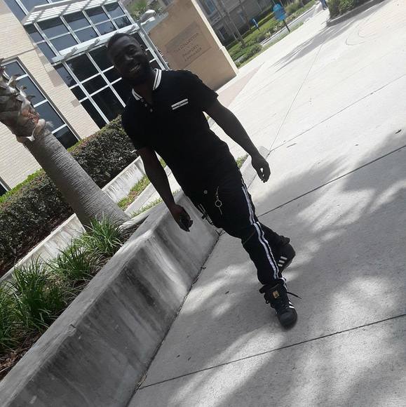 Profile Picture of Terry Ousley (@drosky1) on Poshmark