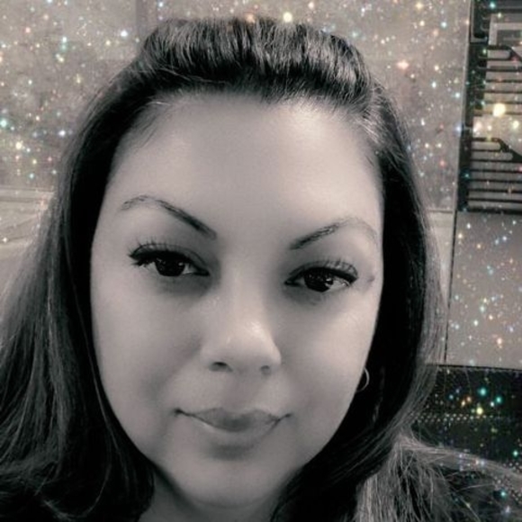 Profile Picture of Annette Ziolkowski (@annetteziolkows) on Poshmark