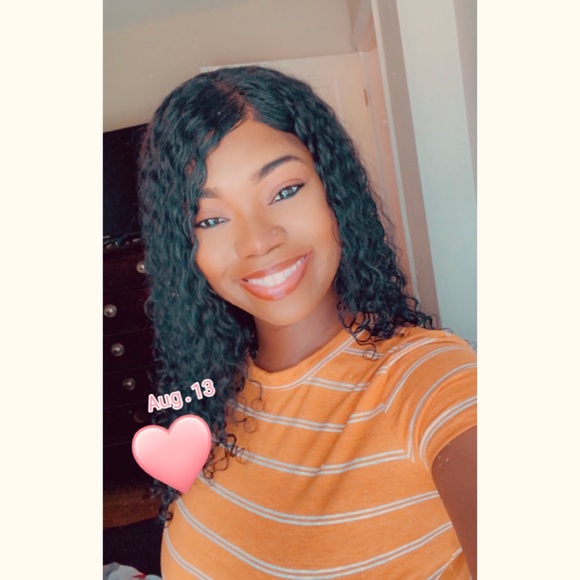 Profile Picture of Corianna Witherspoon (@cori011) on Poshmark