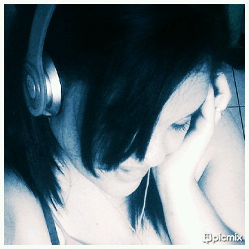 Profile Picture of Candice Singh (@CandyS2707) on Twitter