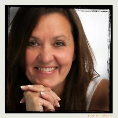 Profile Picture of Rev. Lora Nedkov, Niagara Wedding Officiant (@LoraNedkov) on Twitter