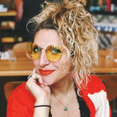 Profile Picture of Heather Schroering (@OhItsHeather) on Twitter