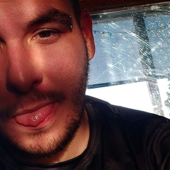 Nathan Mcintyre - Poshmark Profile Picture of Nathan Mcintyre (@nathanmcintyre) on Poshmark