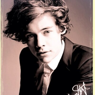 Profile Picture of Starla James (@starla1994) on Twitter