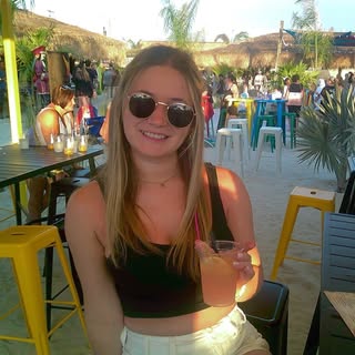 Profile Picture of 𝕜𝕪𝕝𝕚𝕖 𝕨𝕠𝕝𝕗𝕖 (@kylie.wolfe) on Instagram