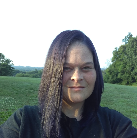 Profile Picture of Brandy Silvers (@brandysims85) on Poshmark