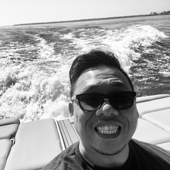 Profile Picture of Kevin Dinh (@kevin_dinh89) on Poshmark