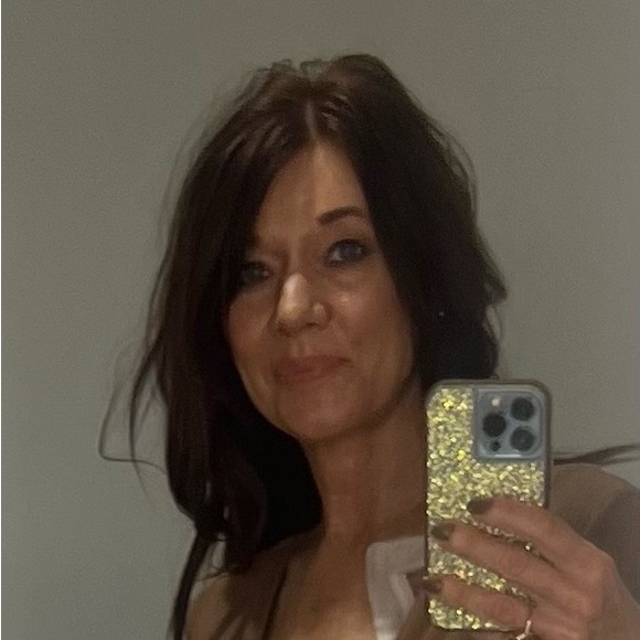 Profile Picture of Melissa Rumpel (@wylde_layce) on Poshmark