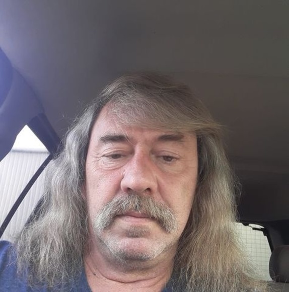 Profile Picture of Kevin Barnard (@kevinbarnard709) on Poshmark