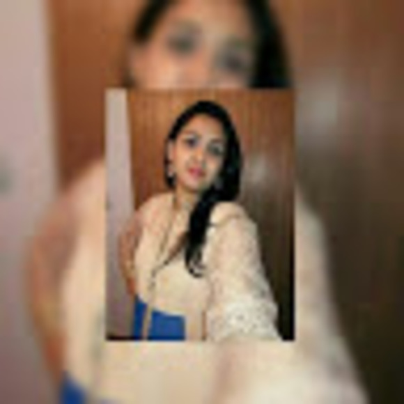 Profile Picture of Masarrath Khan (@ameenamasarrath) on Poshmark