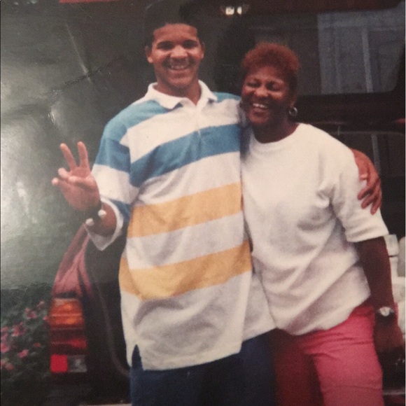 Profile Picture of Martin Hughes (@martin006) on Poshmark